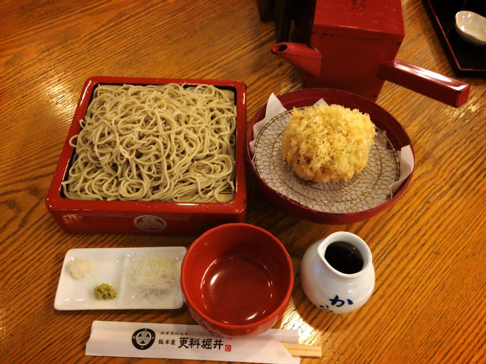 更科堀井の天ぷら蕎麦 (せいろ)